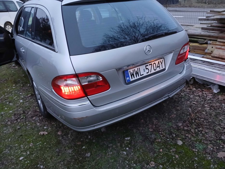 Mercedes  w 211. Kombi 3.2cdi