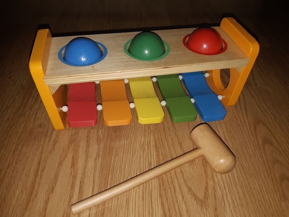 Іграшка для малечі, з натурального дерева