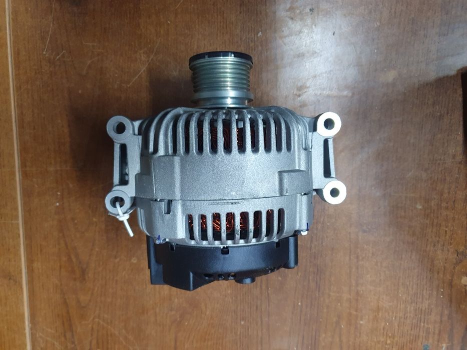 Mercedes Viano nowy alternator