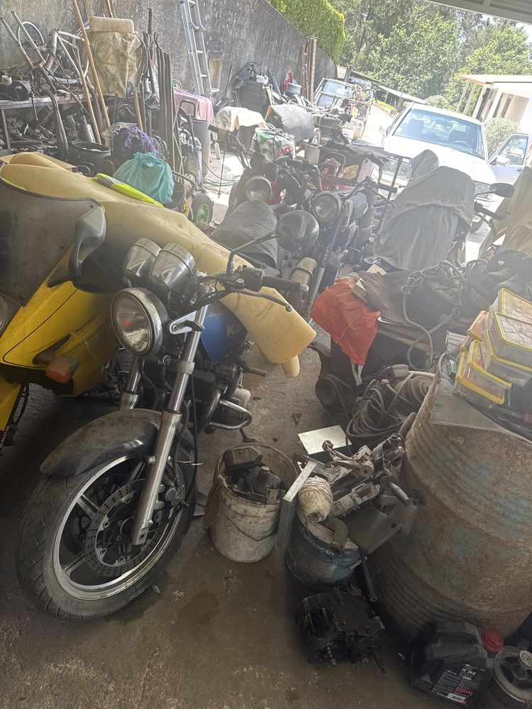 Vario matrial para motorisadas e vaiculos com idade