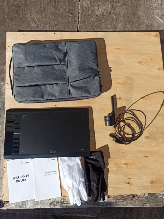 Графічний тпланшети UGEE M708 V2
