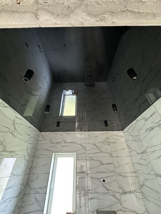 Натяжні стели / Натяжные потолки