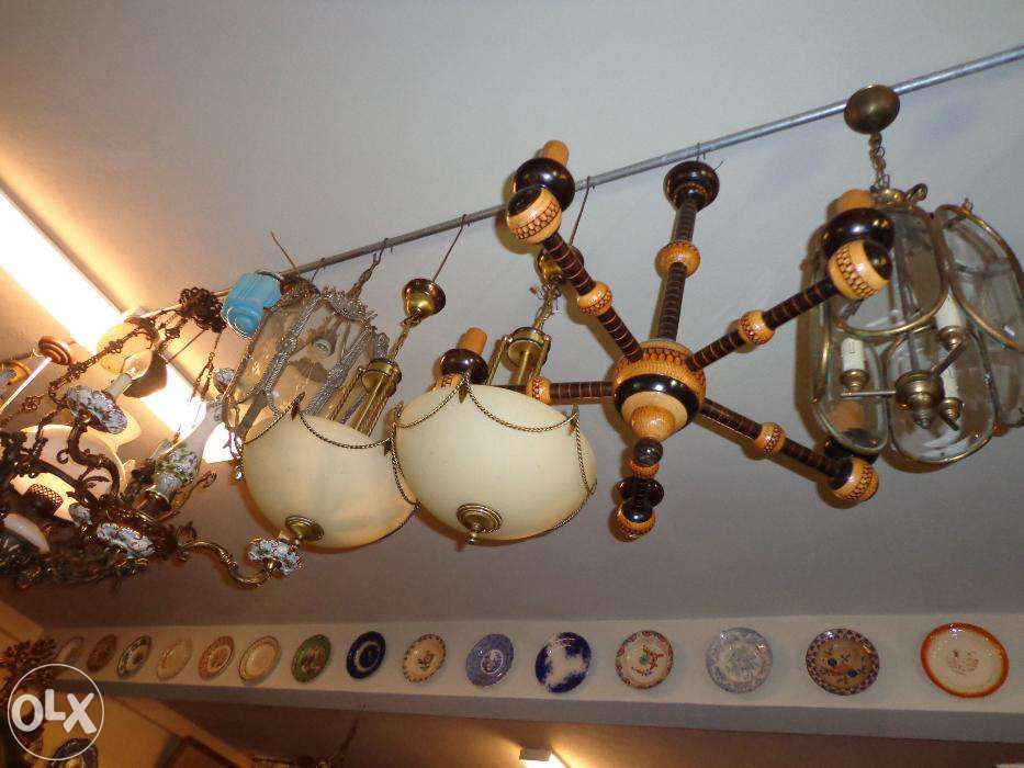 Candeeiro antigo em ferro forjado