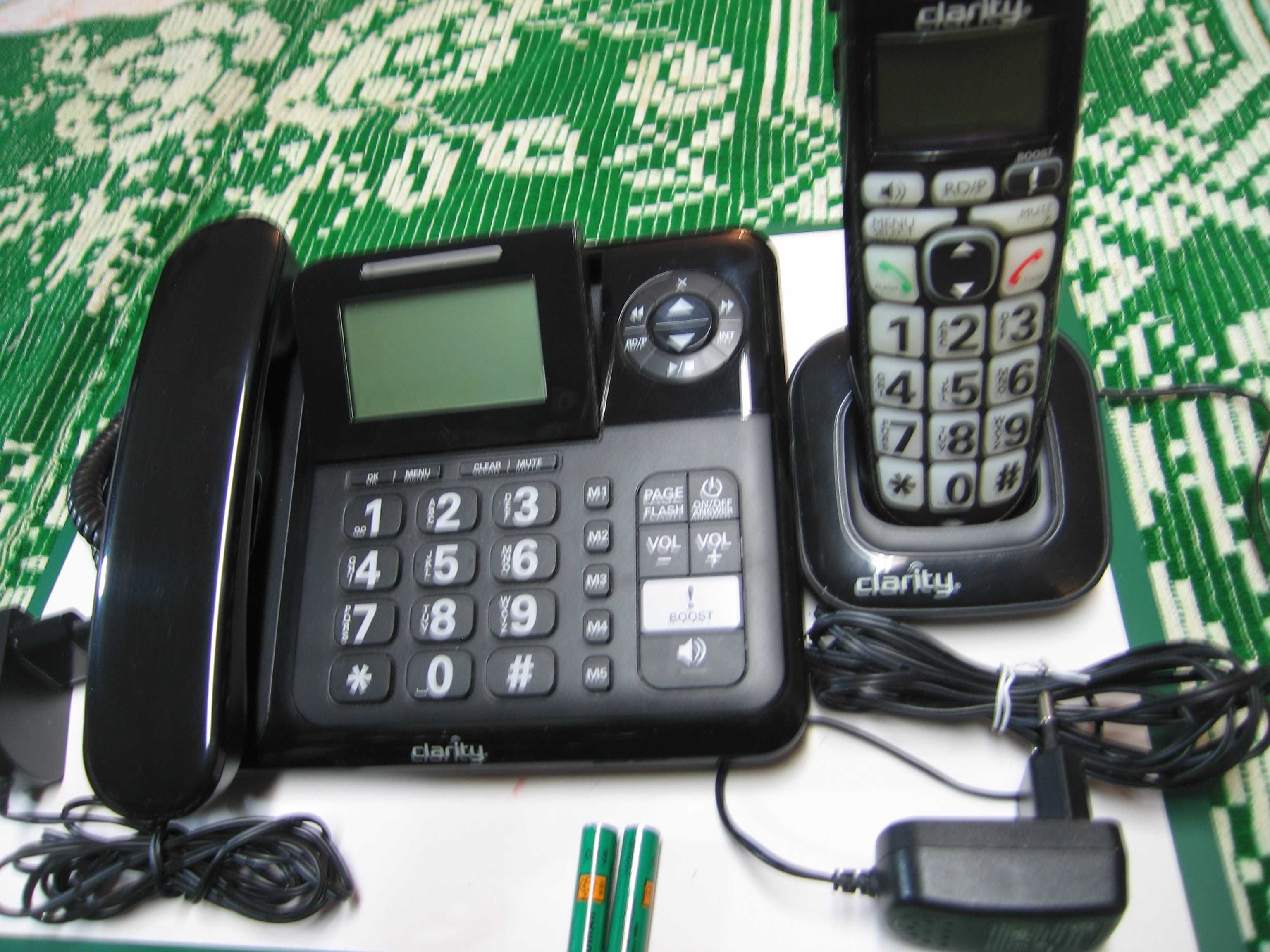 Telefon stacjonarny Clarity model E814CC z dodatkową słuchawką-używany