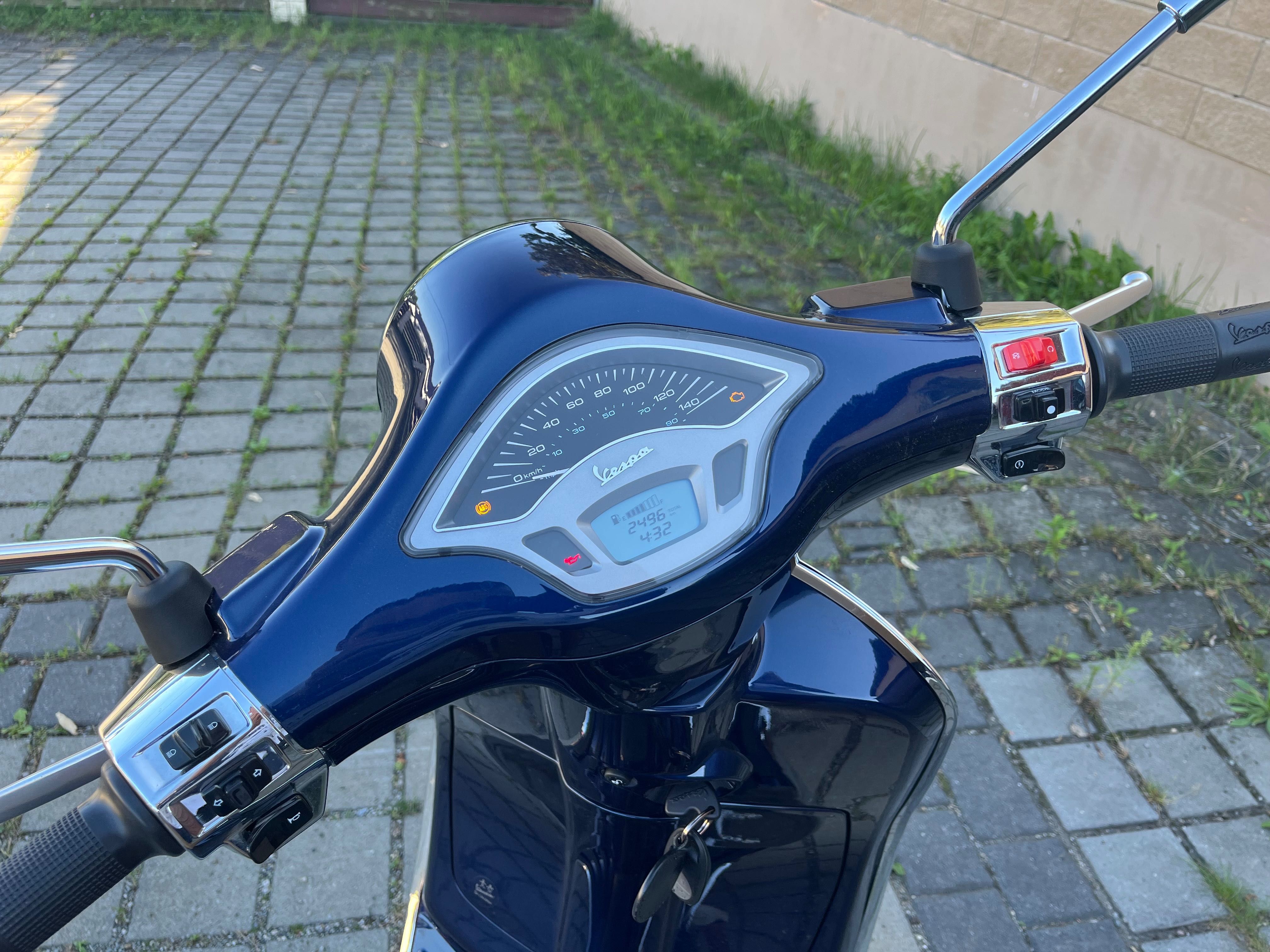 Skuter Vespa Primavera 125 cm3