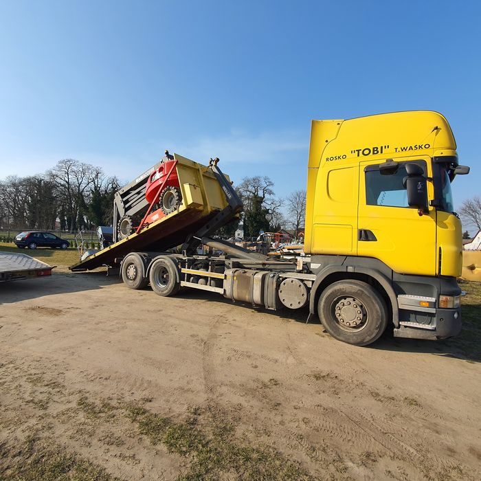 Transport maszyn rolniczych budowlanych