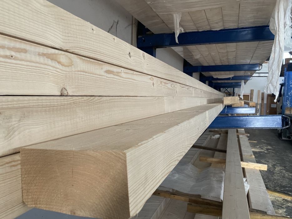 Barrotes de Casquinha Branca KVH Acabados |