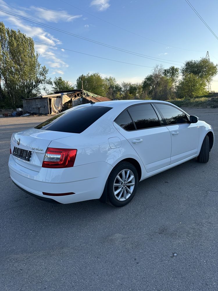 Продам шкоду октавію