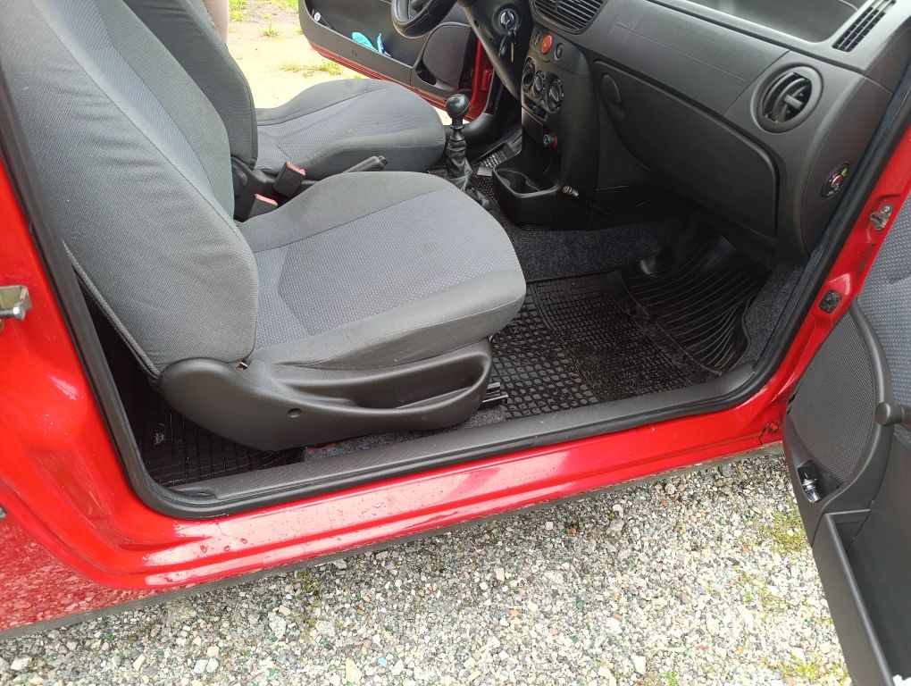 Sprzedam Fiat Punto 2 ,2004 rok.