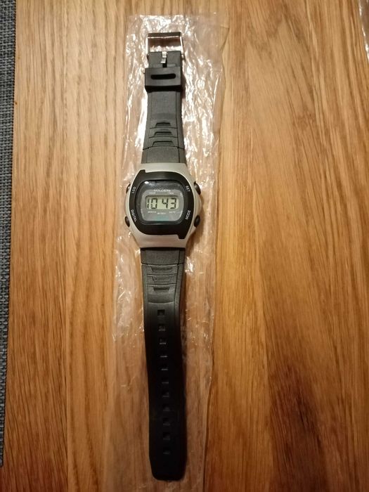 Zegarek na reke Golden