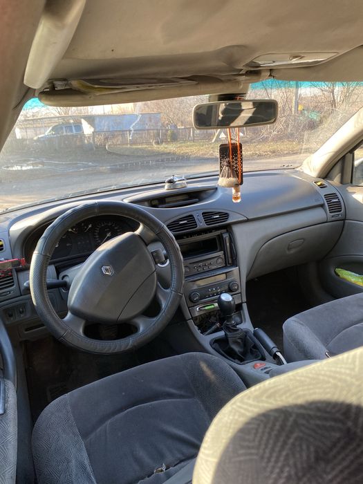 Продам renault laguna 2 2002