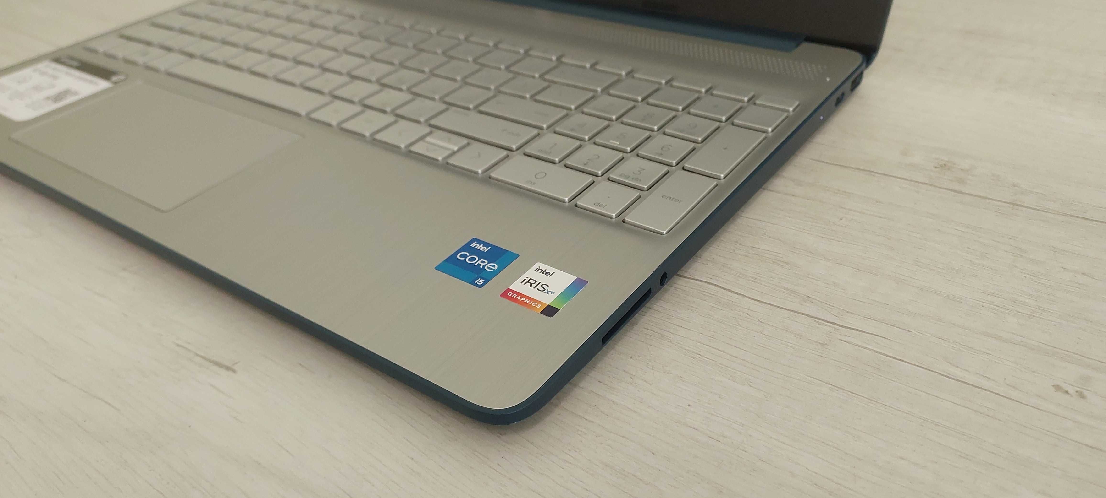 Ноутбук HP 15-DY5885WM |I5 1235U|16GB Ram|SSD NvMe 256|