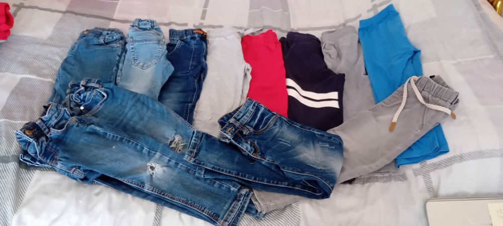 Lote roupa bebé/criança 2/3/4 anos (72 peças)