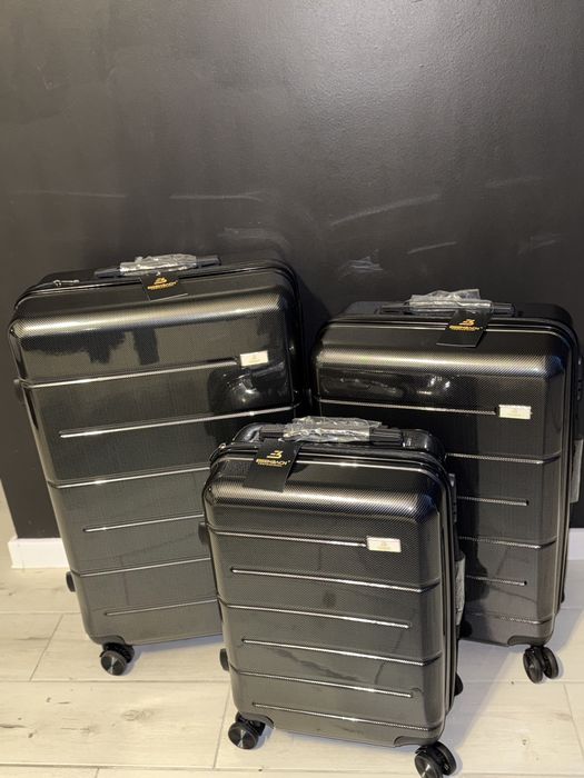 Okazja Zestaw 3 eleganckich walizek Premium-Czarny karnonkwy design