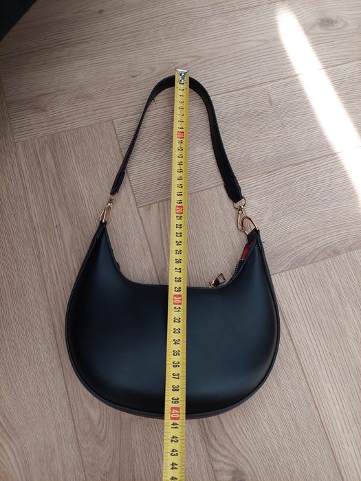 Czarna torebka na ramię nowa