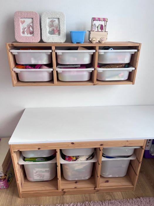 Biurko, regał, krzesełko