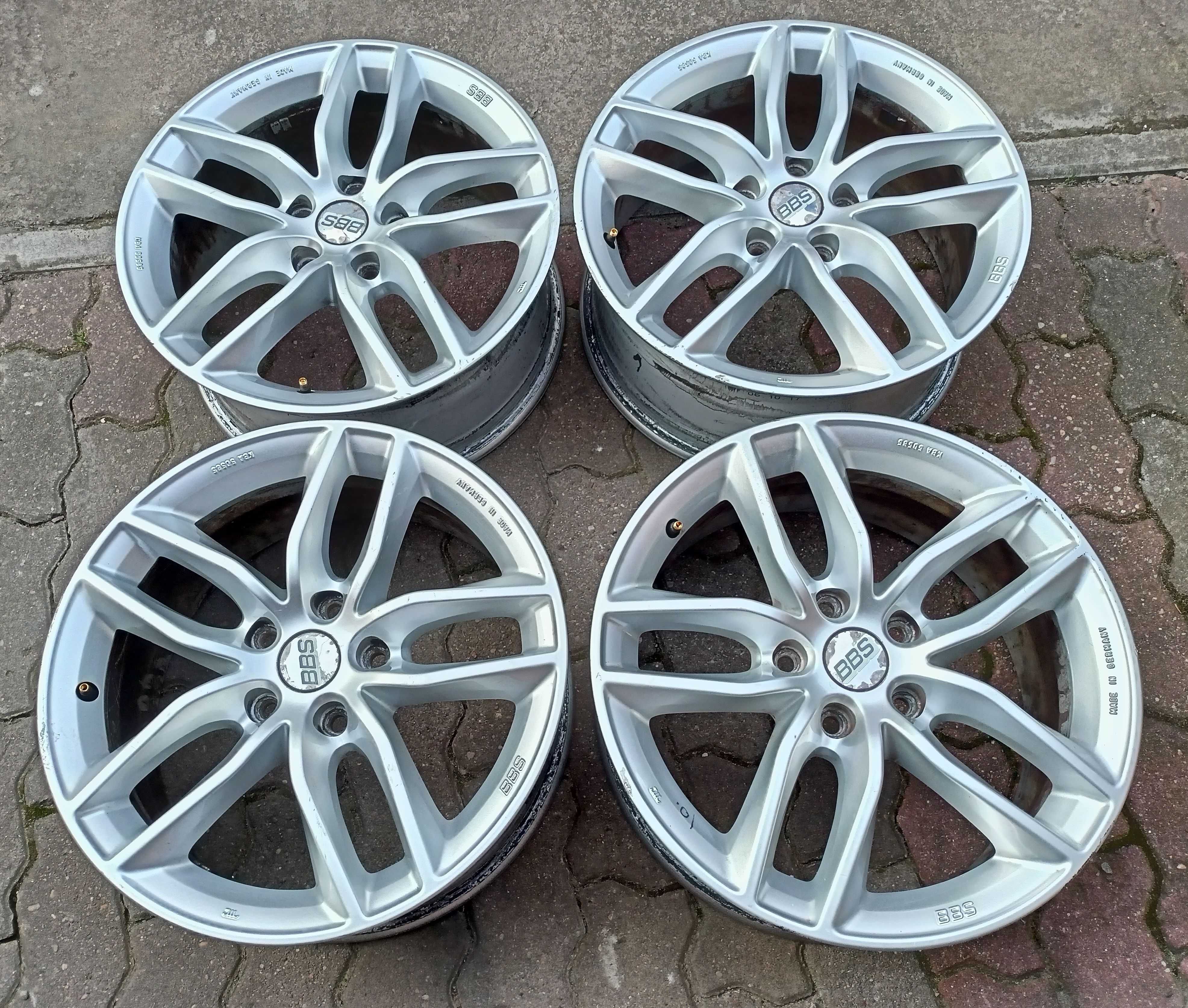 Alusy 17 5x112 BBS VW Golf Passat Touran A3 A4 Skoda Superb Mercedes
