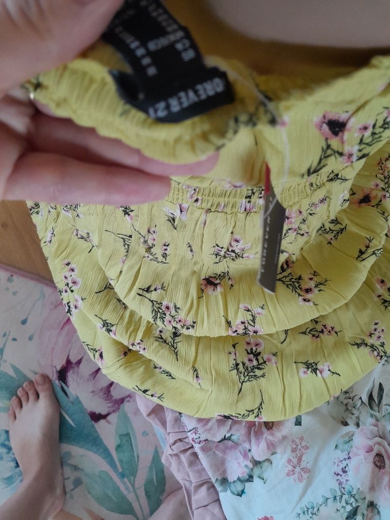 Długa maxi sukienka M L 38 40 żółta w kwiaty beż ramiączek