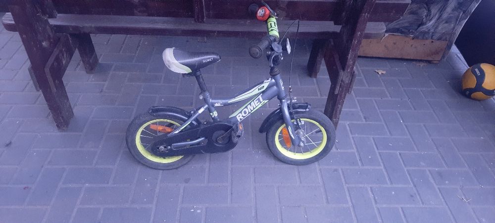 Sprzedam rowerek dziecięcy 12" mało używany
