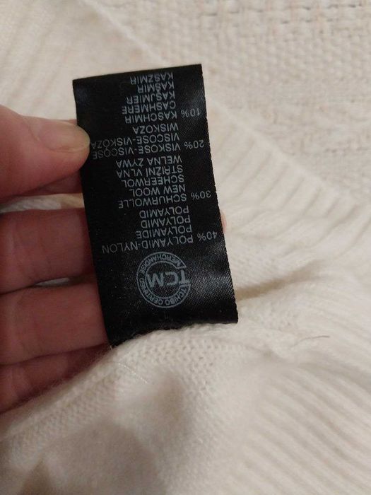 Продам новий жіночий светрик