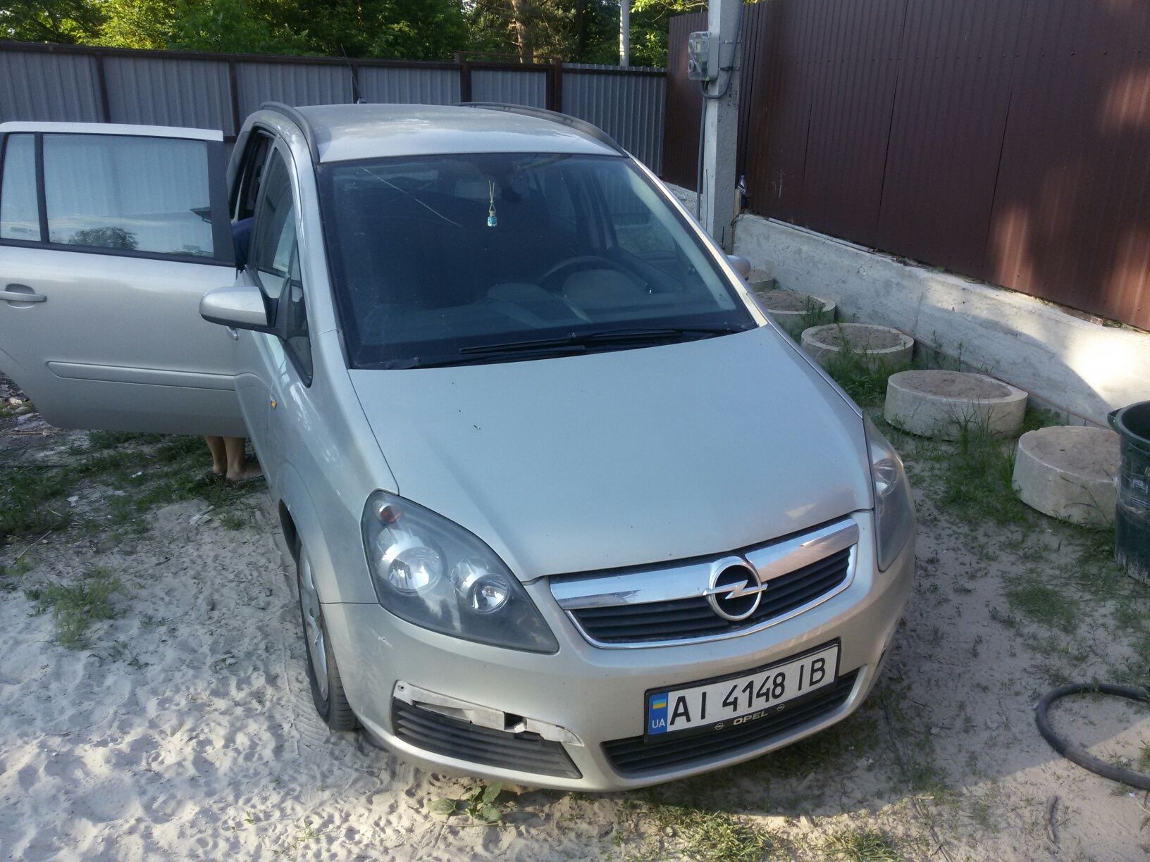 Opel zafira b 2005