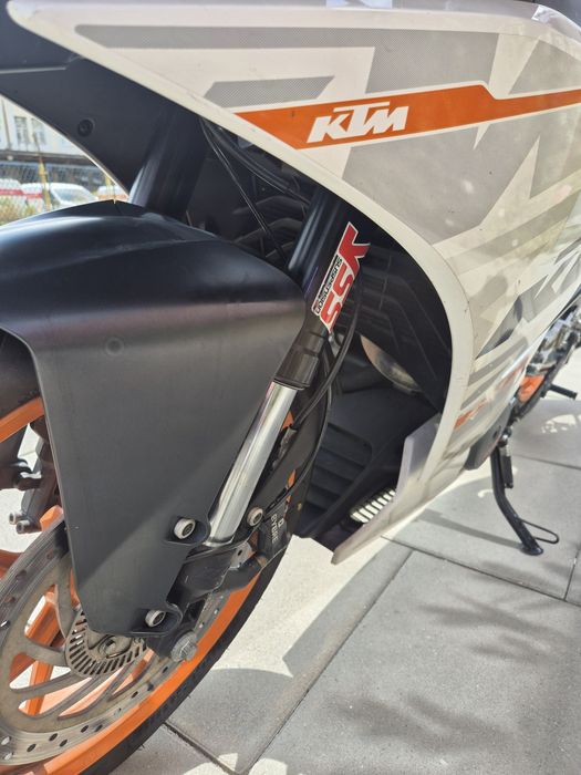 KTM rc390 salon PL na tor i na drogę, po motocyklistce :)