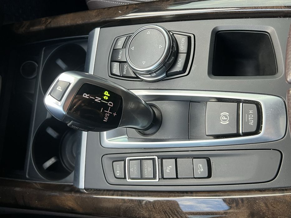 Продам bmw x5 2016