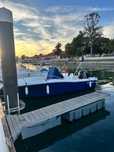 Barco Karnic com motor Mercury de 150hp