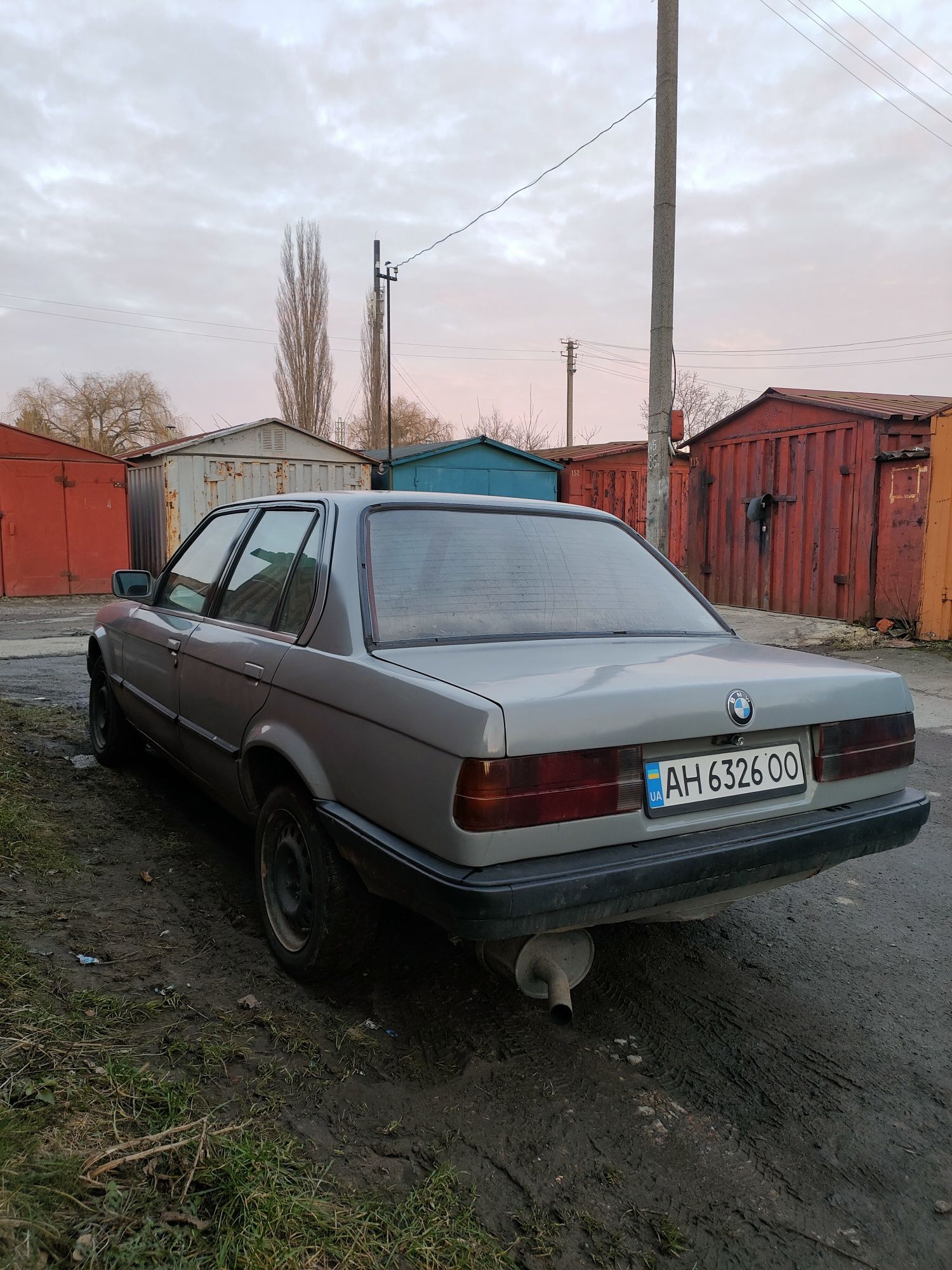 Продам Bmw e30 2.4td