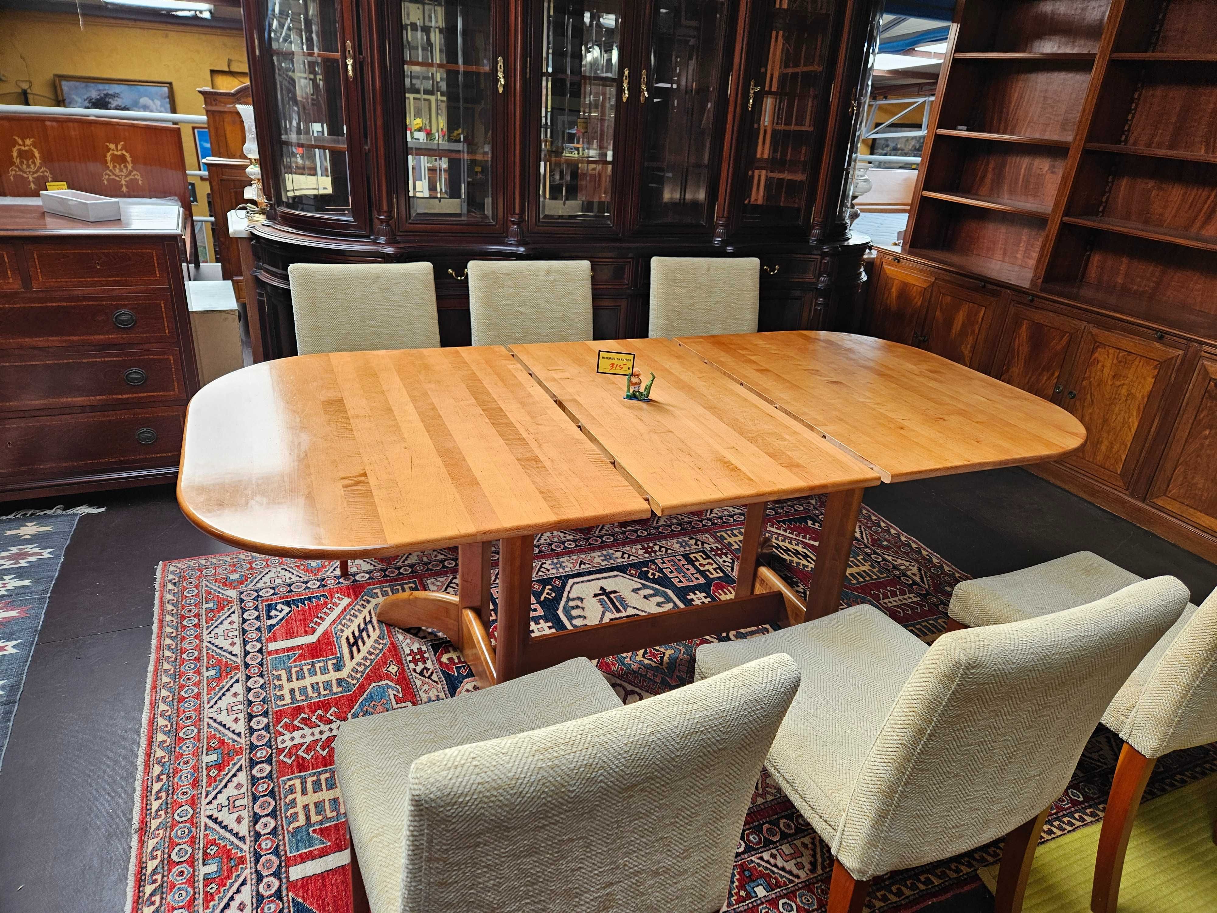 Mesa em madeira maciça - óptimo estado geral - Extensível - Só
