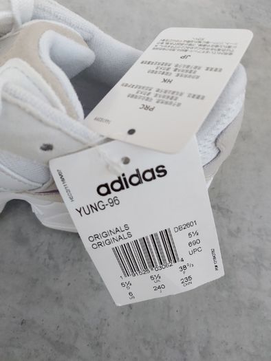 Кросівки Adidas Originals р-р 37,5