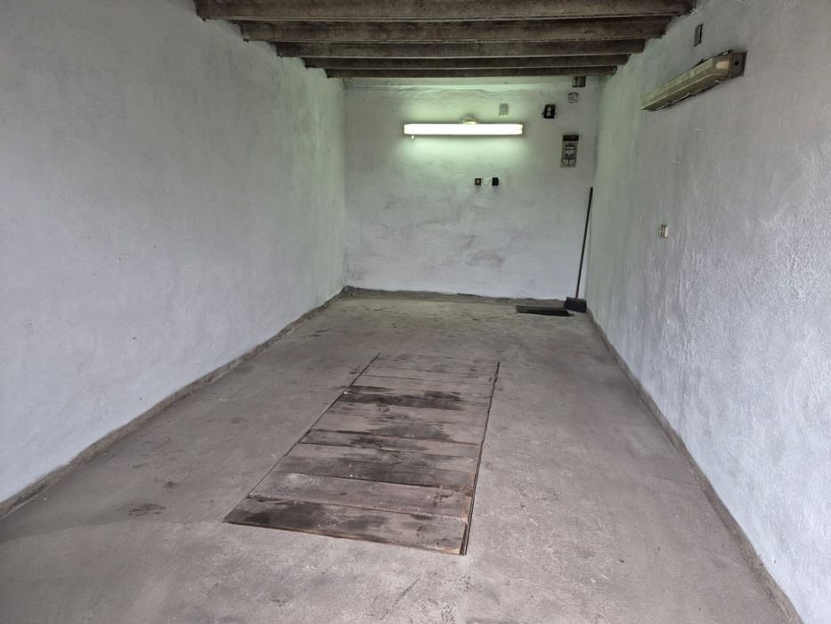 Sprzedam garaż z kanałem Złotów