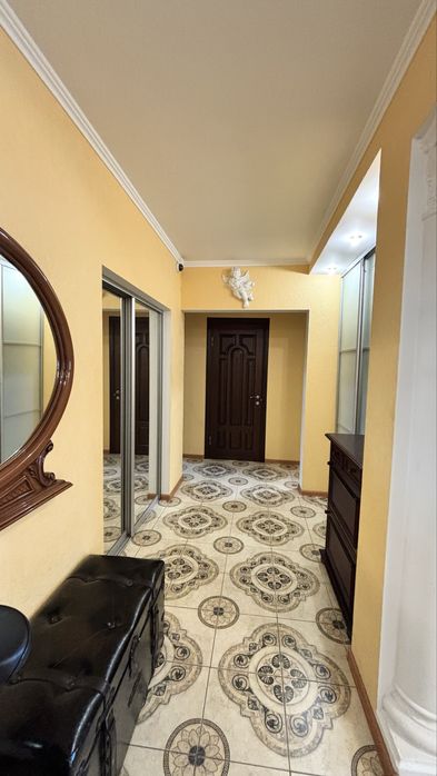 Продад 3-кім квартири в ценрі. Вул. Князів Острозьких