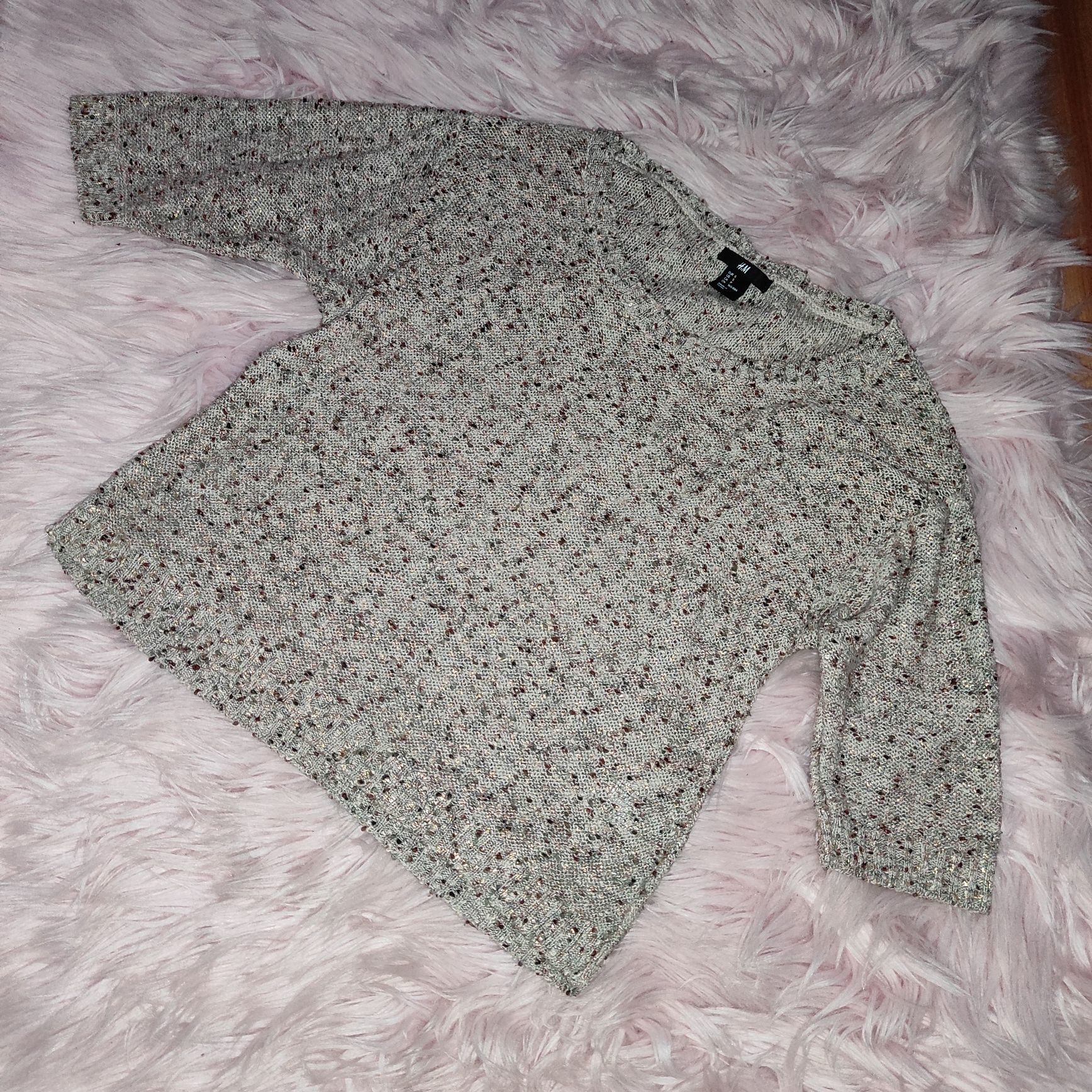 Delikatny sweterek H&M rozmiar S