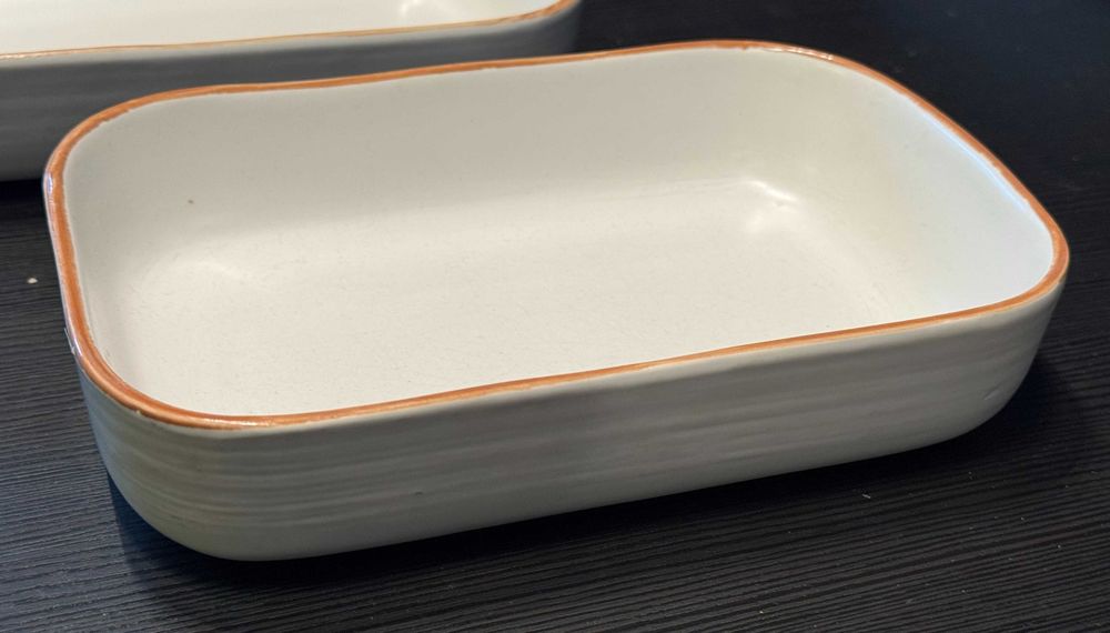 Conjunto de 2 tabuleiros/travessas em cerâmica