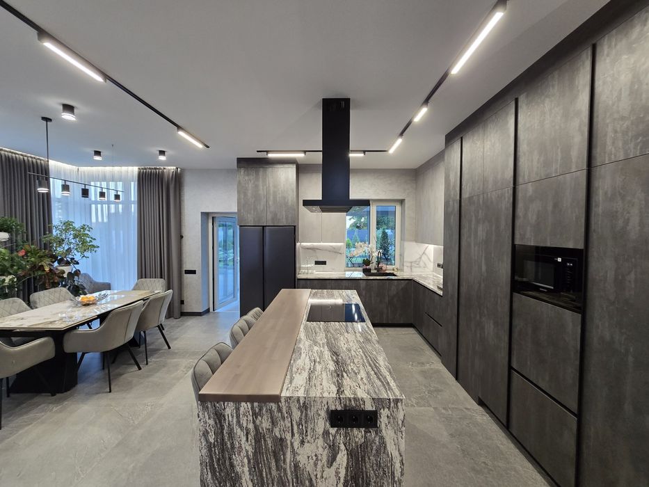 Будинок 250 м2 на етапі з погребом камін тепловий насос с. Ходосівка