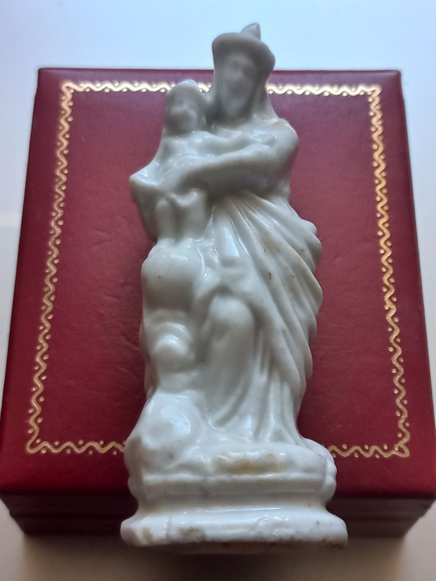 Stara figurka - Madonna z dzieciątkiem, Matka Boska, porcelana