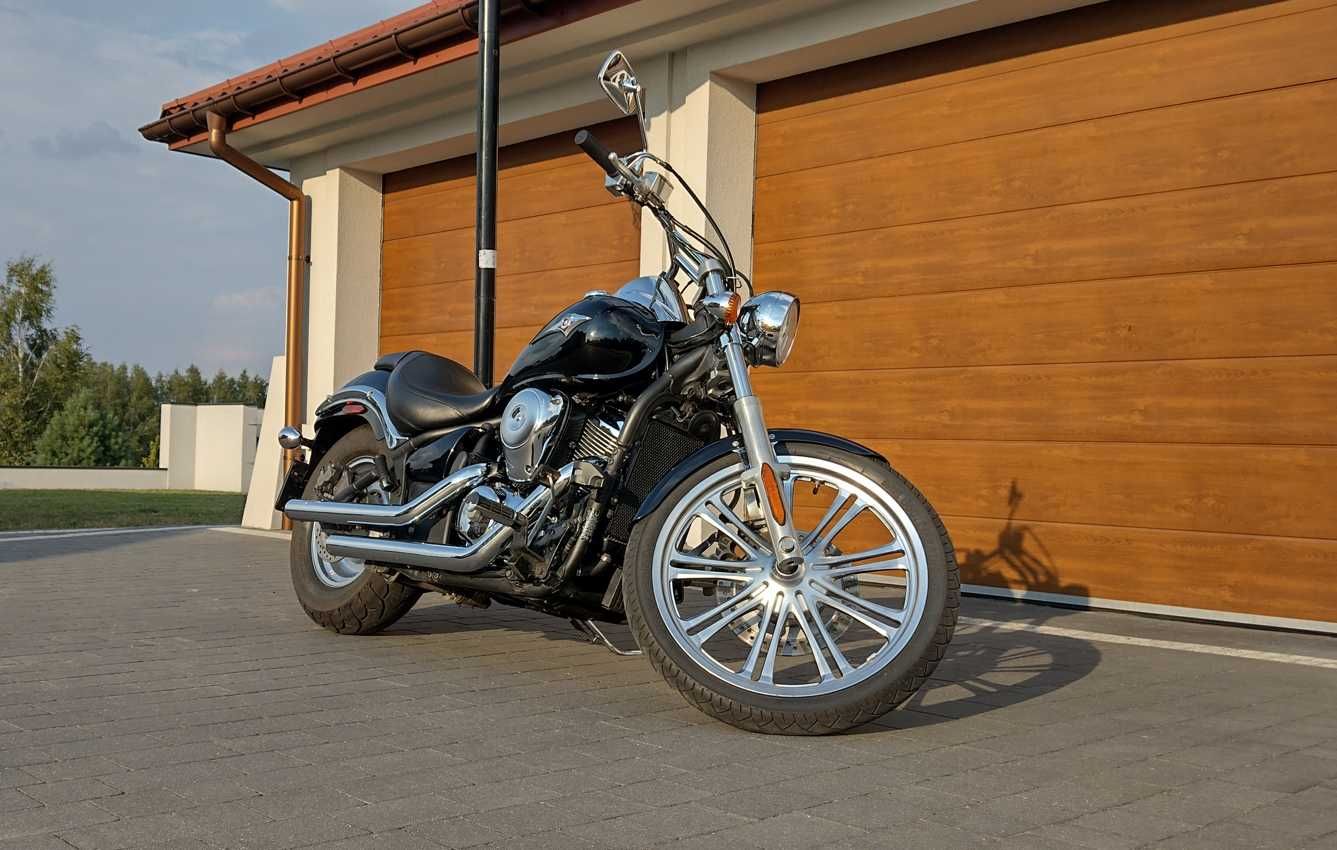 Kawasaki Vulcan VN 900 Custom