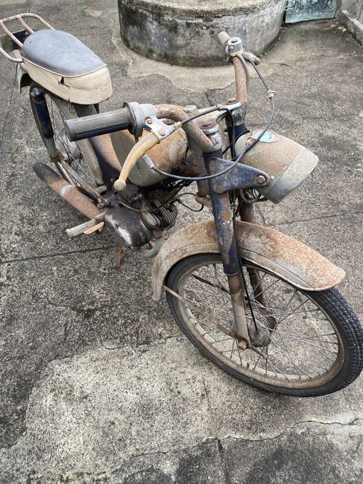 Motorizada sachs para restaurar