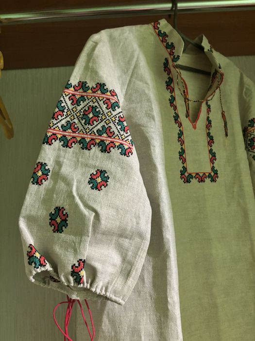 Сукня вишита лляна розм. 44-46