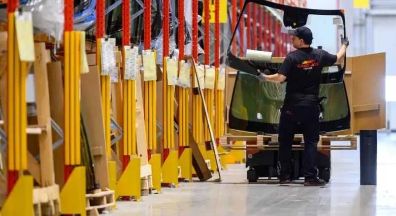 Автостекло почти на все модели Доставка