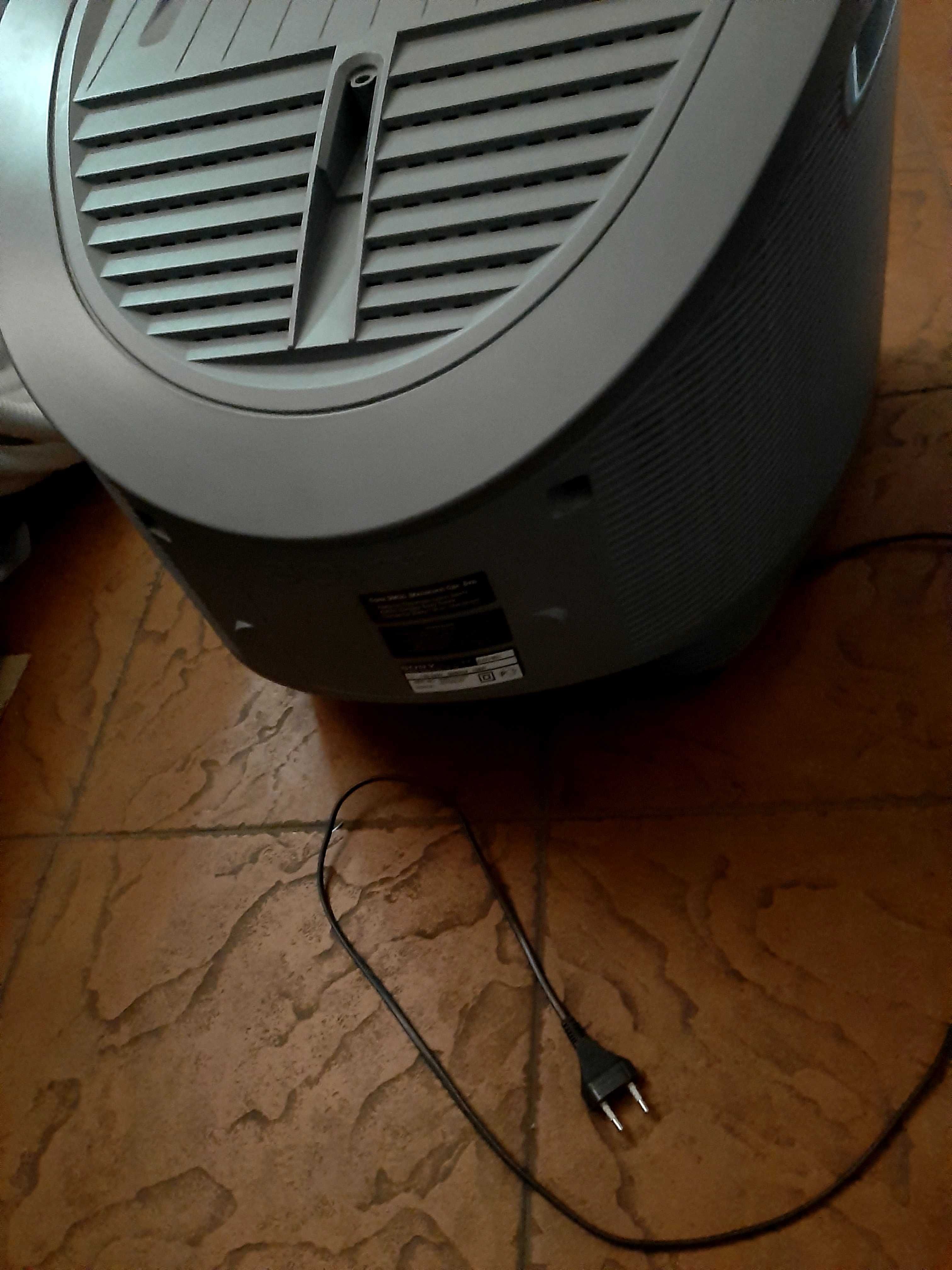 Телевизор SONY  KV-AZ21M91