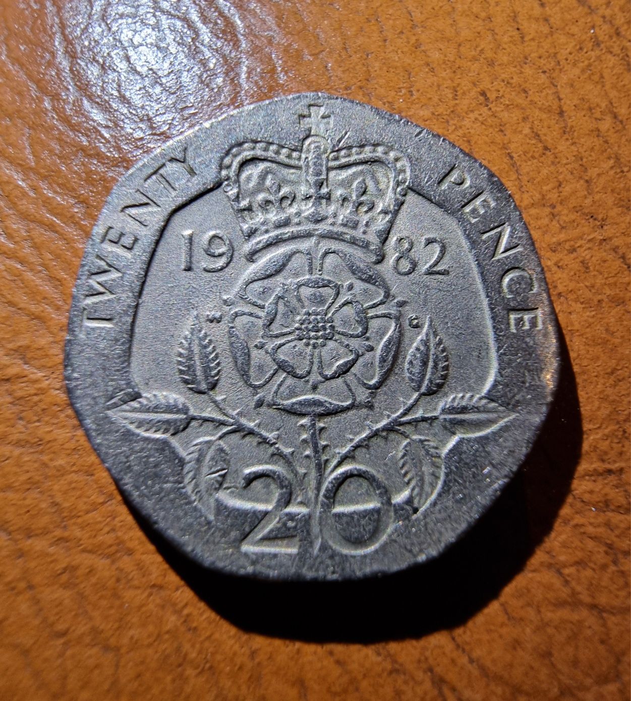 Moeda Twenty Pence "20 Pence" Queen Elizabeth II 1982