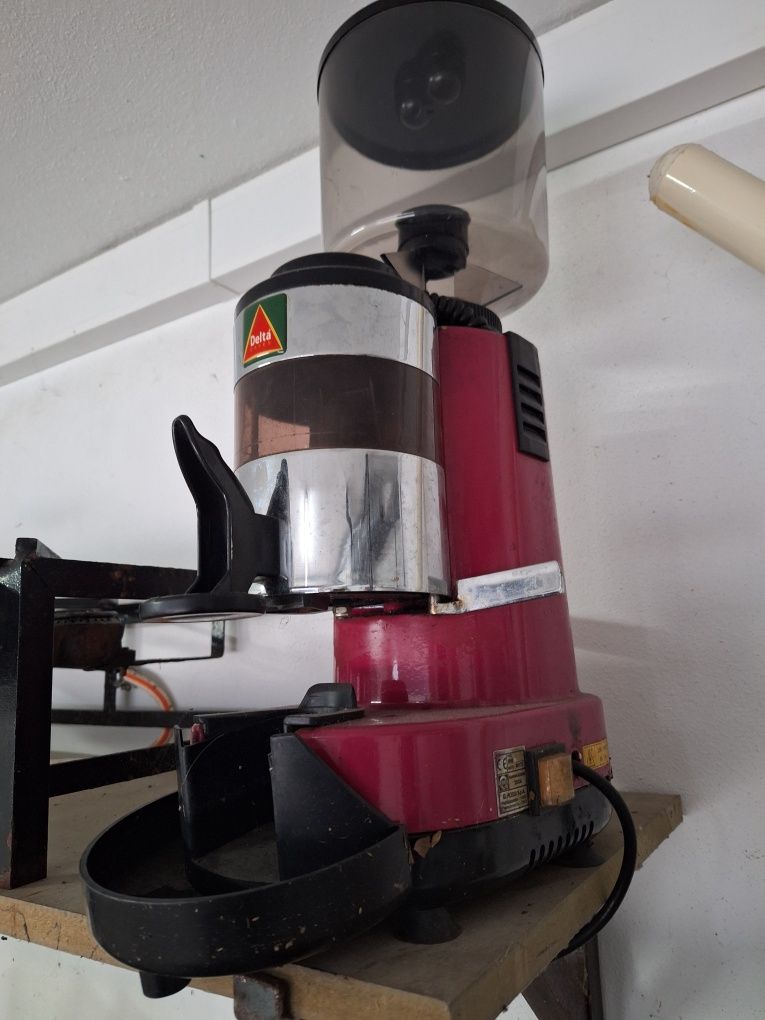 Moinho de cafe novo