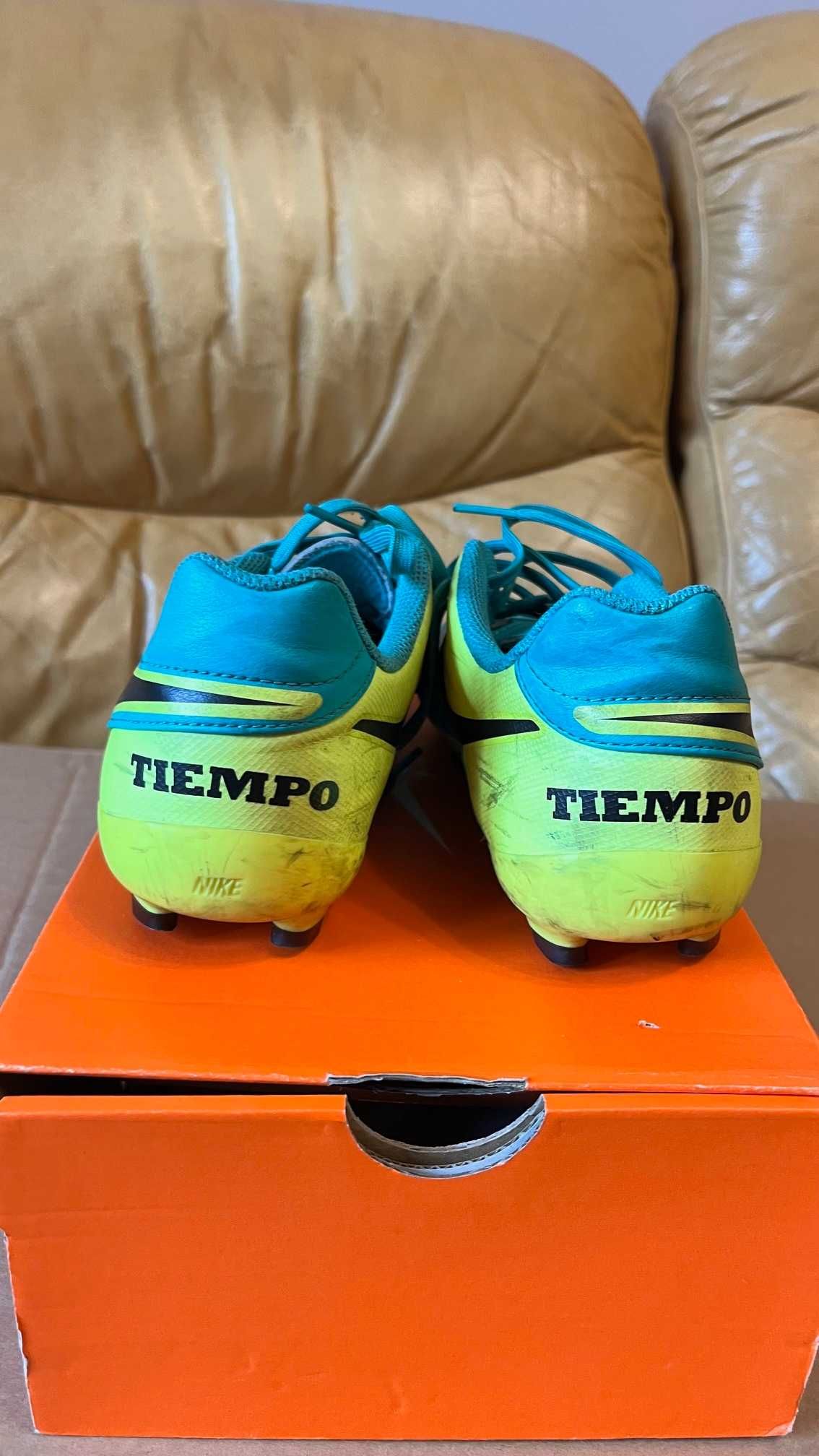 Buty piłkarskie lanki Nike Tiempo Legend VI FG JR rozm.36