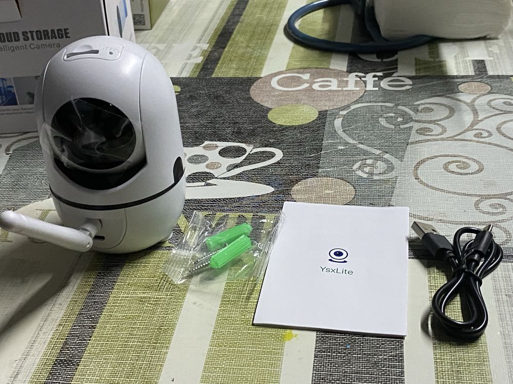 Camera com sistema de cctv com armazenamento em nuvem