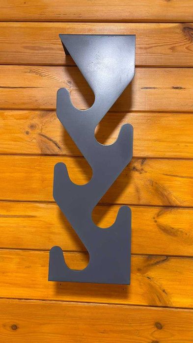 Вішалка для одягу у стилі лофт