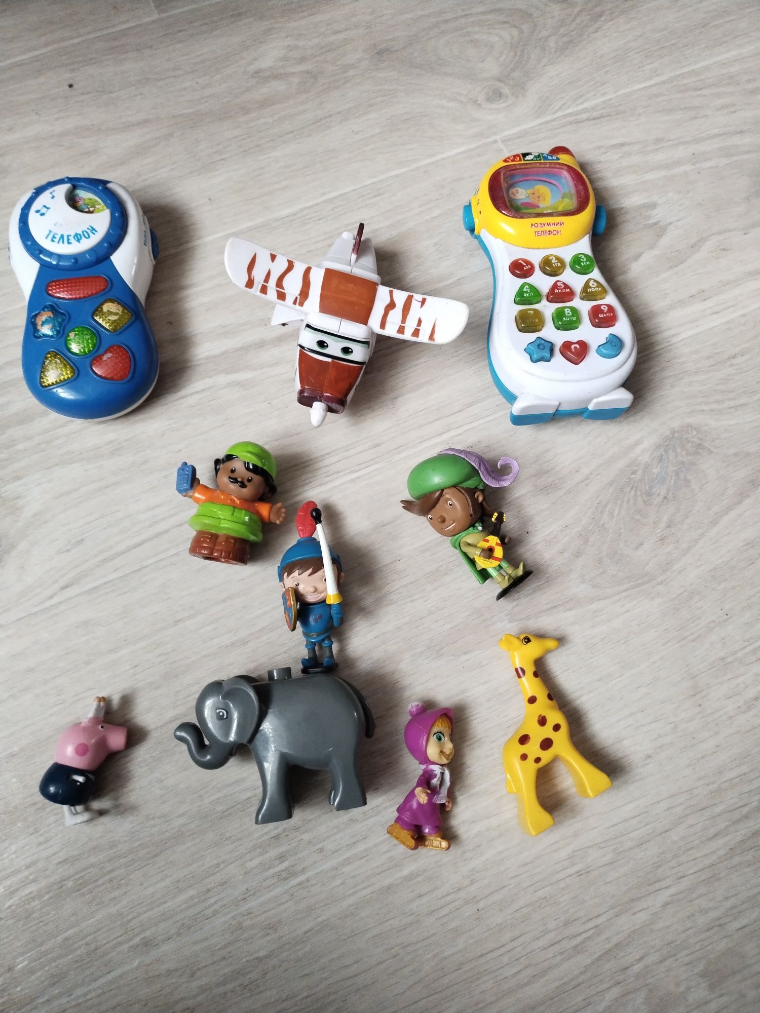 Игрушки іграшки дитячі фігурки тварини
