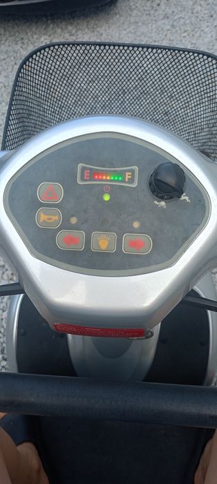 elektromobil HS 588 skuter inwalidzki elektryczny czterokołowy