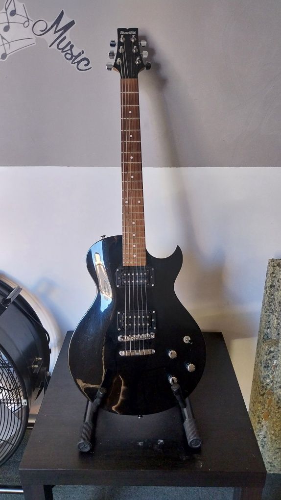 Guitarra Ibanez ART60